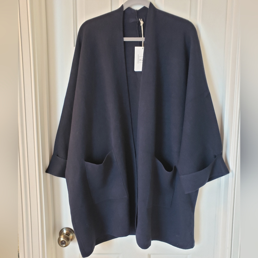 Nwt! Italian Import Dark Navy Heavyweight Sweater Jacket (Os)